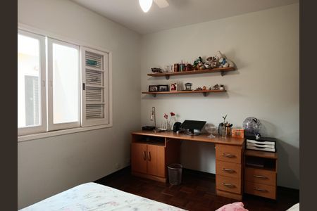 Casa à venda com 185m², 4 quartos e 2 vagasQuarto 2