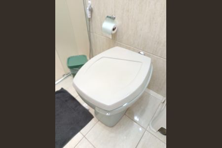 Casa à venda com 185m², 4 quartos e 2 vagasBanheiro da Suíte