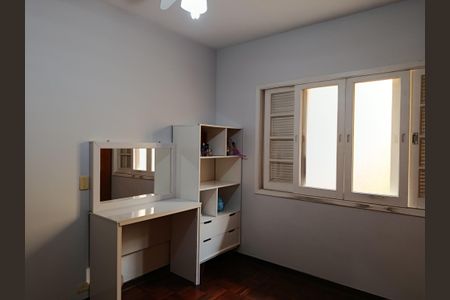 Casa à venda com 185m², 4 quartos e 2 vagasQuarto 1