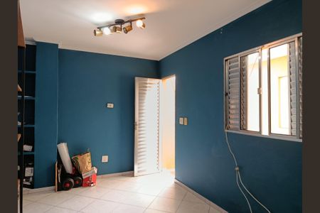 Casa à venda com 185m², 4 quartos e 2 vagasEdícula - suíte