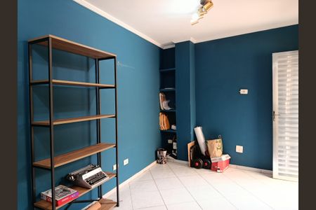 Casa à venda com 185m², 4 quartos e 2 vagasEdícula - suíte