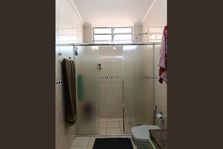 Casa à venda com 185m², 4 quartos e 2 vagasBanheiro da Suíte