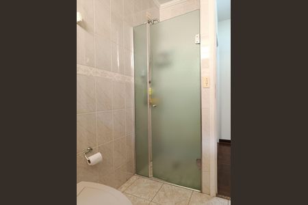 Casa à venda com 185m², 4 quartos e 2 vagasBanheiro