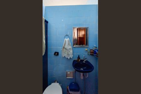 Casa à venda com 245m², 5 quartos e 2 vagasBanheiro Social