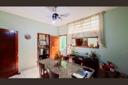 Casa à venda com 245m², 5 quartos e 2 vagasSala de Jantar