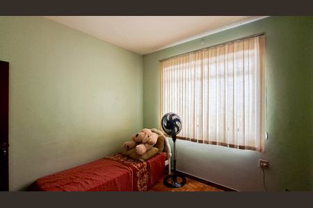 Casa à venda com 245m², 5 quartos e 2 vagasQuarto