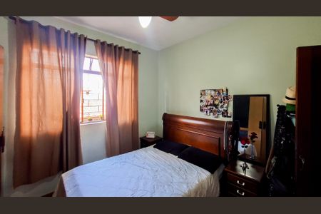 Casa à venda com 245m², 5 quartos e 2 vagasQuarto 3