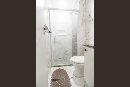 Apartamento à venda com 70m², 3 quartos e 1 vagaBanheiro 2