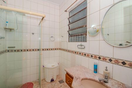 Casa à venda com 342m², 7 quartos e 6 vagasBanheiro Social do Piso Superior