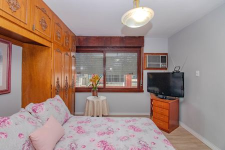 Casa à venda com 342m², 7 quartos e 6 vagasSuíte