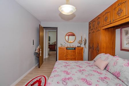 Casa à venda com 342m², 7 quartos e 6 vagasSuíte