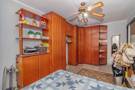 Casa à venda com 342m², 7 quartos e 6 vagasQuarto 2