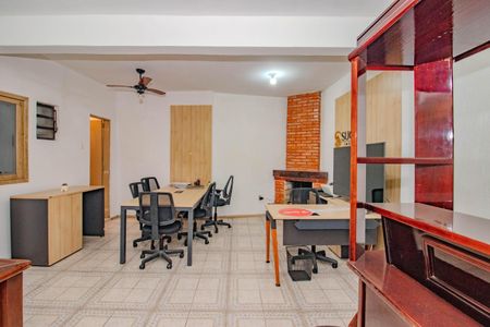 Casa à venda com 342m², 7 quartos e 6 vagasEscritório do Piso Superior