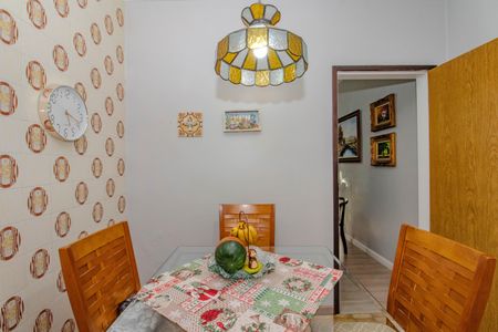 Casa à venda com 342m², 7 quartos e 6 vagasCozinha