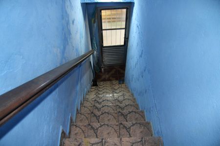 Casa para alugar com 95m², 1 quarto e sem vagaEscada acesso 