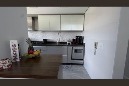Apartamento à venda com 81m², 3 quartos e 2 vagas Apartamento à venda com 81m², 3 quartos e 2 vagasCozinha