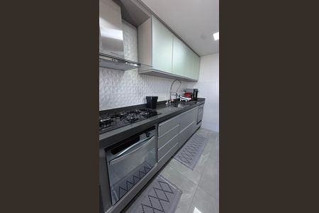 Apartamento à venda com 81m², 3 quartos e 2 vagas Apartamento à venda com 81m², 3 quartos e 2 vagasCozinha