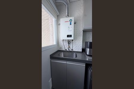 Apartamento à venda com 81m², 3 quartos e 2 vagas Apartamento à venda com 81m², 3 quartos e 2 vagasÁrea de Serviço