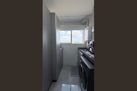 Apartamento à venda com 81m², 3 quartos e 2 vagas Apartamento à venda com 81m², 3 quartos e 2 vagasÁrea de Serviço