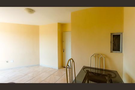 Sala  de apartamento para alugar com 2 quartos, 68m² em Cristal, Porto Alegre