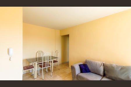 Sala  de apartamento para alugar com 2 quartos, 68m² em Cristal, Porto Alegre