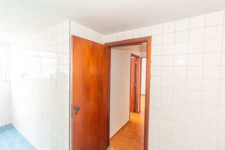 Apartamento para alugar com 72m², 2 quartos e sem vagaCozinha e Área de Serviço