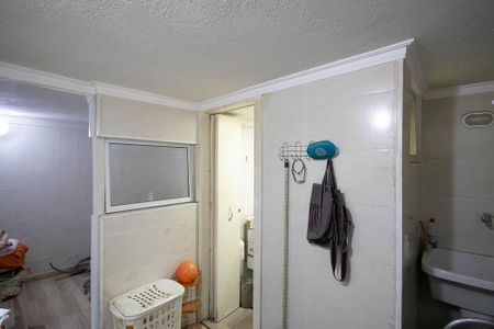 Casa à venda com 150m², 3 quartos e 1 vagaÁrea de Serviço