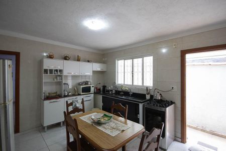 Casa à venda com 150m², 3 quartos e 1 vagaCozinha 