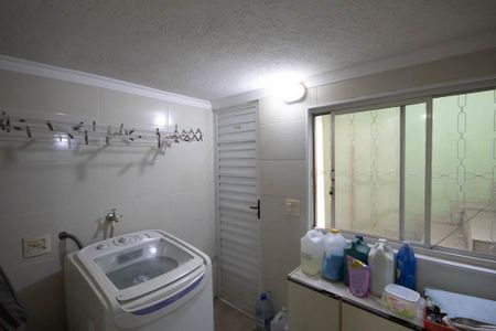 Casa à venda com 150m², 3 quartos e 1 vagaÁrea de Serviço