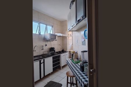 Cozinha de apartamento à venda com 2 quartos, 48m² em Santa Maria, Belo Horizonte