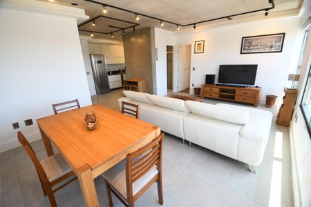 Sala de apartamento à venda com 1 quarto, 70m² em Cambuí, Campinas