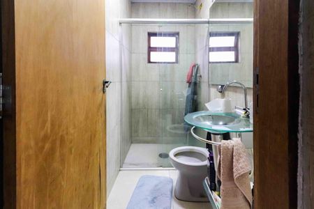 Casa à venda com 400m², 7 quartos e 4 vagas Casa à venda com 400m², 7 quartos e 4 vagasCasa 4 - Banheiro Social