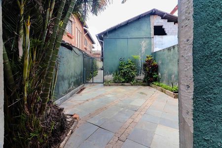 Casa à venda com 400m², 7 quartos e 4 vagas Casa à venda com 400m², 7 quartos e 4 vagasCasa 3 e 4 - Quintal