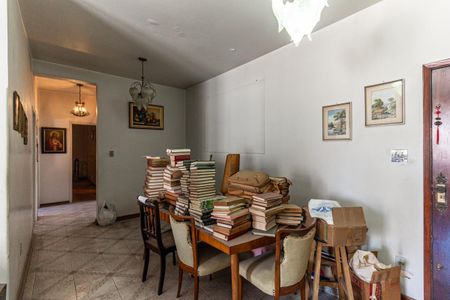 Apartamento à venda com 125m², 3 quartos e sem vaga Apartamento à venda com 125m², 3 quartos e sem vagaSala