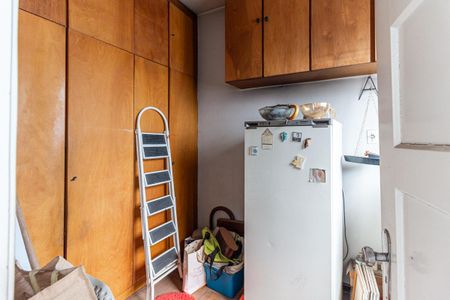 Apartamento à venda com 125m², 3 quartos e sem vaga Apartamento à venda com 125m², 3 quartos e sem vagaQuarto de Serviço