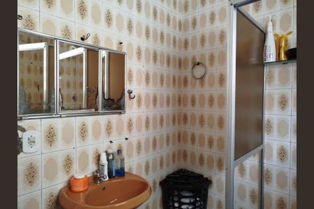 Casa à venda com 149m², 3 quartos e 2 vagasBanheiro