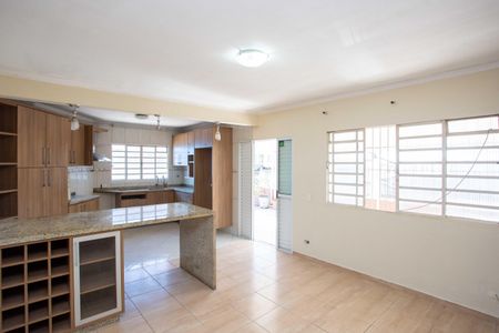 Sala de casa à venda com 4 quartos, 200m² em Centro, Diadema