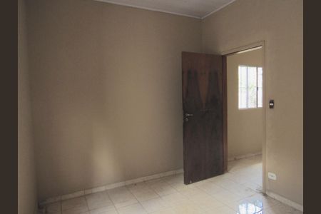 Quarto de casa para alugar com 1 quarto, 36m² em Vila Osasco, Osasco