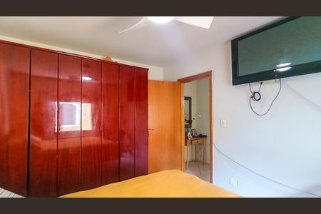 Casa de condomínio à venda com 152m², 3 quartos e 1 vaga