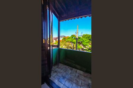 Casa de condomínio à venda com 152m², 3 quartos e 1 vaga