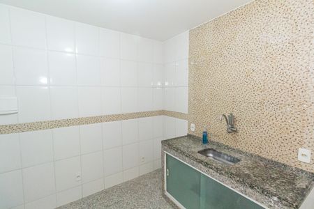 Casa para alugar com 70m², 2 quartos e sem vagaCozinha e Área de Serviço