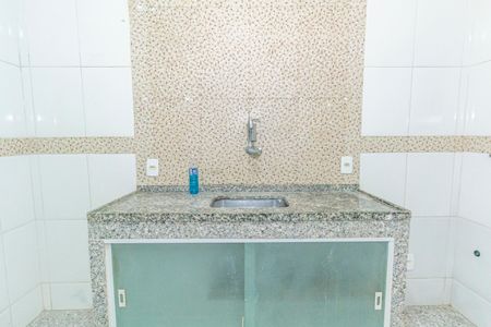 Casa para alugar com 70m², 2 quartos e sem vagaCozinha e Área de Serviço