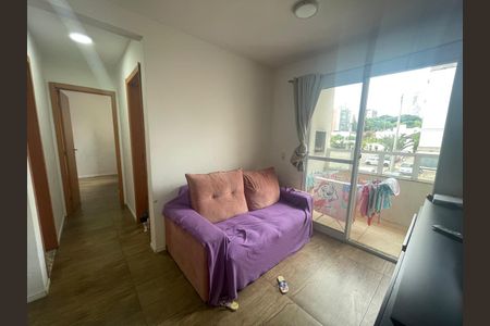 Sala de TV de apartamento à venda com 2 quartos, 48m² em Vila Rosa, Novo Hamburgo