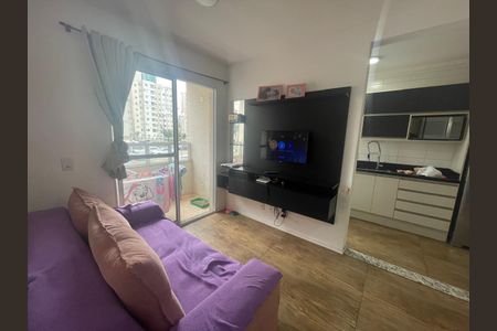 Sala de TV de apartamento à venda com 2 quartos, 48m² em Vila Rosa, Novo Hamburgo
