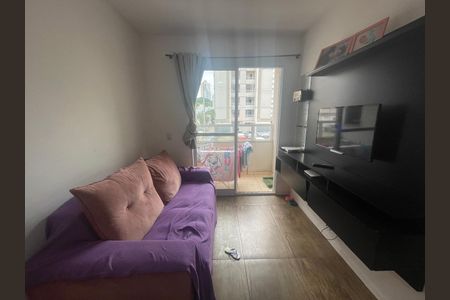 Sala de TV de apartamento à venda com 2 quartos, 48m² em Vila Rosa, Novo Hamburgo