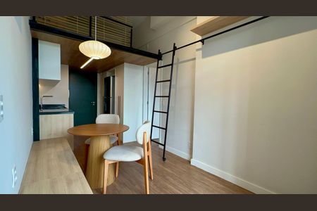 Sala de apartamento para alugar com 1 quarto, 40m² em Pinheiros, São Paulo