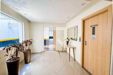 Apartamento para alugar com 109m², 3 quartos e 1 vaga Apartamento para alugar com 109m², 3 quartos e 1 vagaHall social