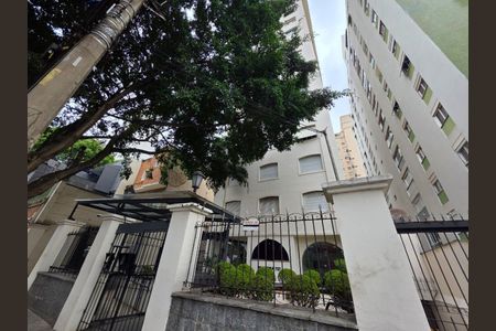 Apartamento para alugar com 109m², 3 quartos e 1 vaga Apartamento para alugar com 109m², 3 quartos e 1 vagaFachada