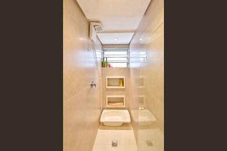 Apartamento para alugar com 109m², 3 quartos e 1 vaga Apartamento para alugar com 109m², 3 quartos e 1 vagaBanheiro da suíte