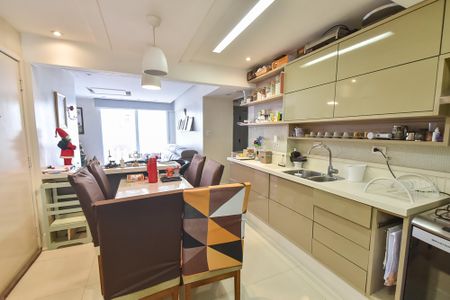 Sala/cozinha de apartamento à venda com 3 quartos, 109m² em Vila Mariana, São Paulo